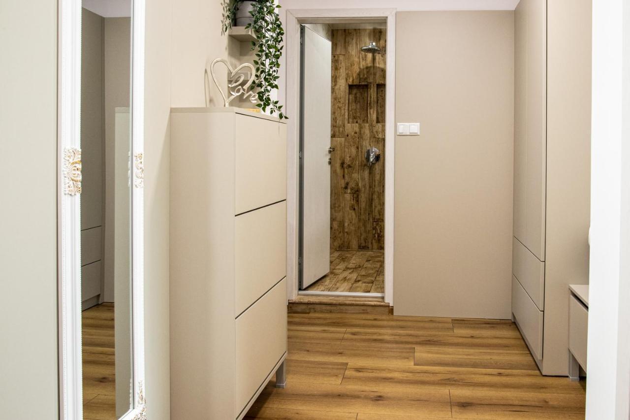 Vazov Apartment Kazanlŭk المظهر الخارجي الصورة