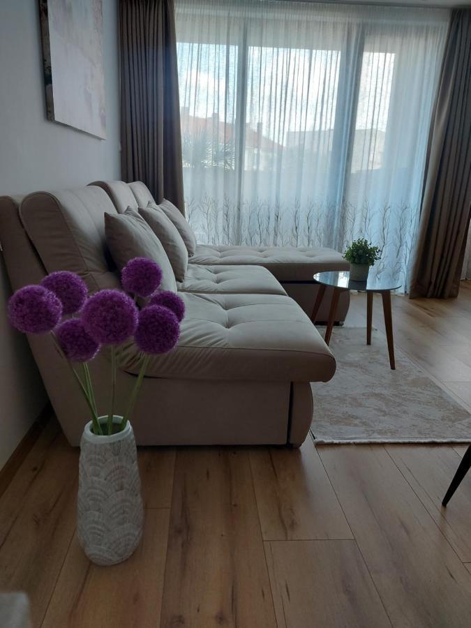 Vazov Apartment Kazanlŭk المظهر الخارجي الصورة