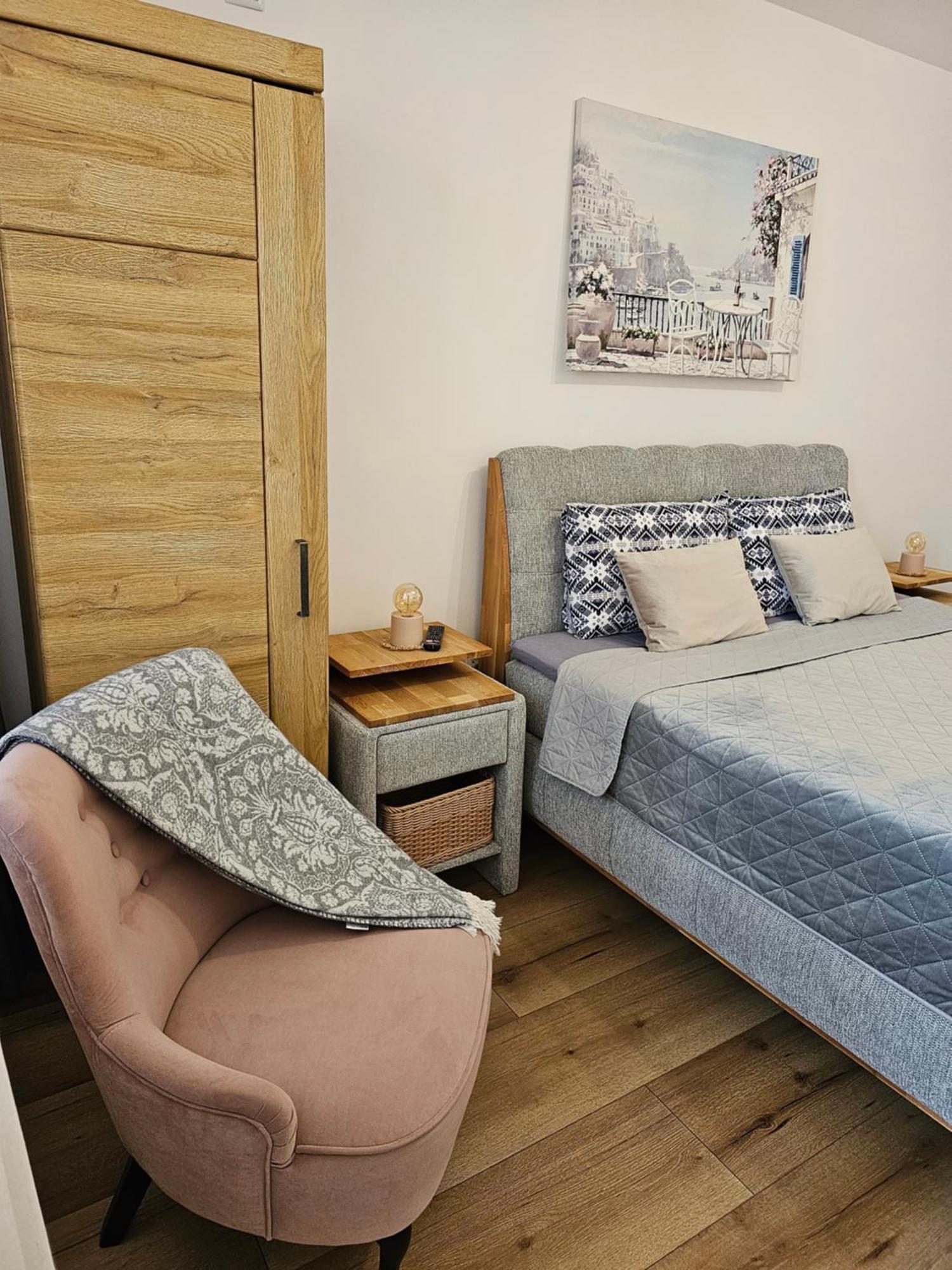 Vazov Apartment Kazanlŭk المظهر الخارجي الصورة